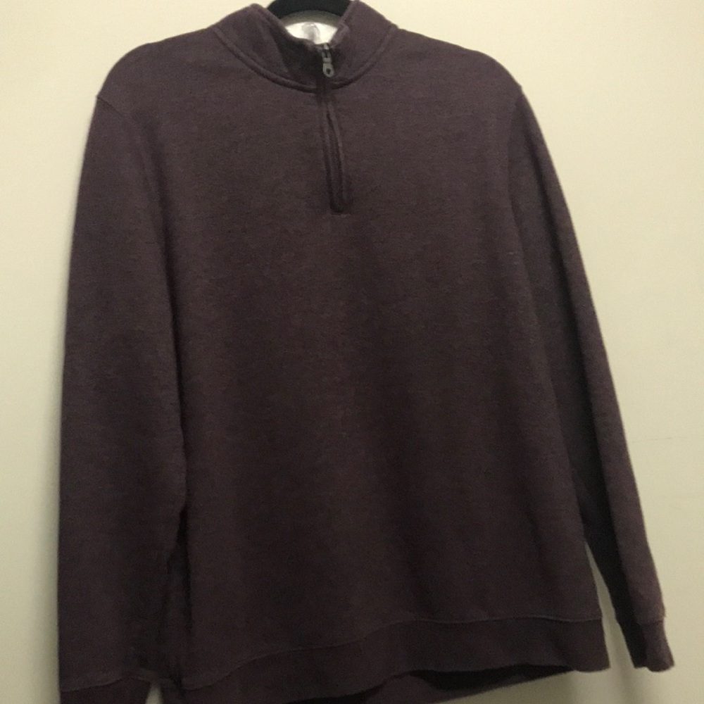 (MEN) CROFT & BARROW extra soft; zips at the neck; heather color of dark purple